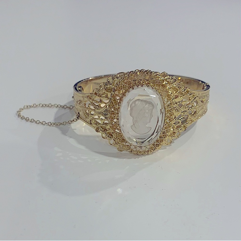 Vintage 1960s Gold Tone Intaglio Whiting and Davis Hinged Bangle Bracelet